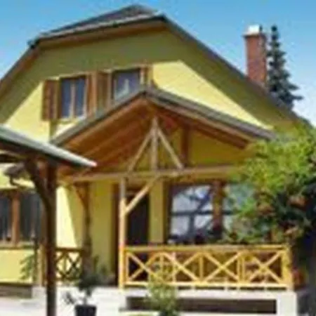 Klimatisierte In Mit Moeblierter Terrasse Apartment